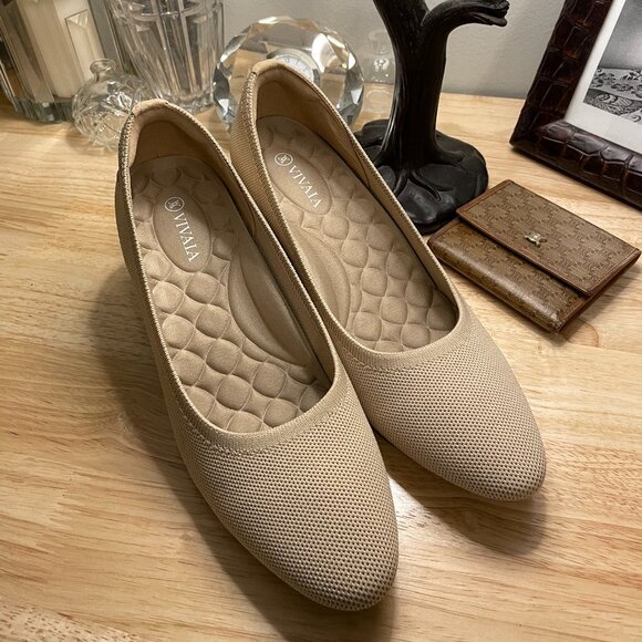 VIVAIA Tamia Wedge Pro Almond Toe Wedges in Almond Color Size US 8.5 EU 39.5 New - Picture 9 of 15